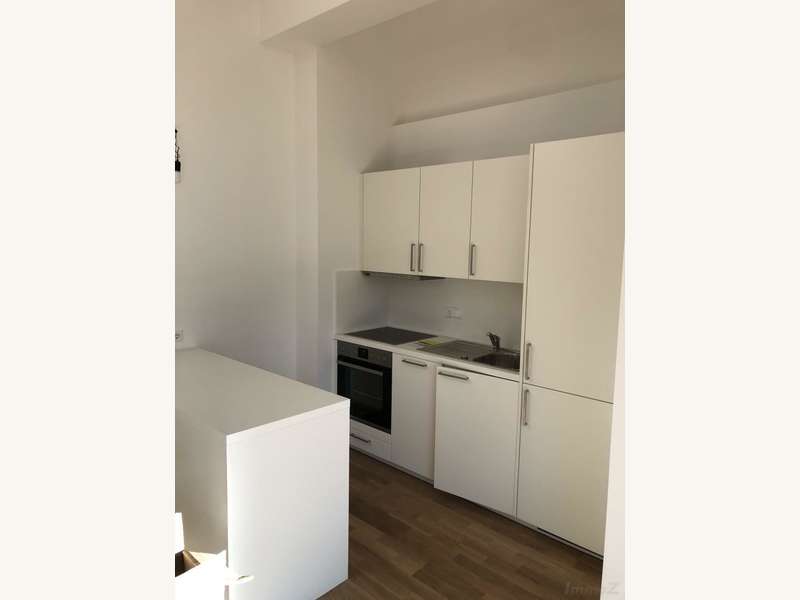 Penthouse Graz: DAN Küche inkl. E-Geräte DAN Küche inkl. E-Geräte