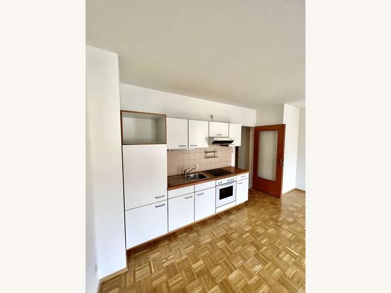 Mietwohnung Graz: Wohnraum mit offener Küche Wohnraum mit offener Küche