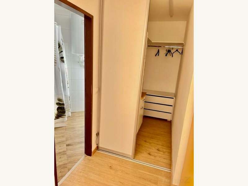 Zugang zum Bad und begehbarem Schrank...