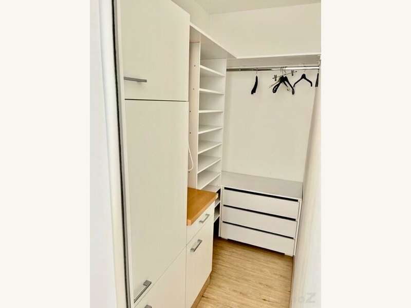 Küche Teil 2 und Schrankraum