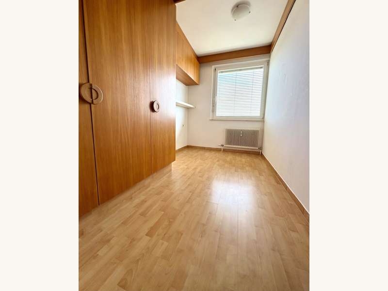 Mietwohnung Graz: Schlafzimmer mit Schrankverbau Schlafzimmer mit Schrankverbau