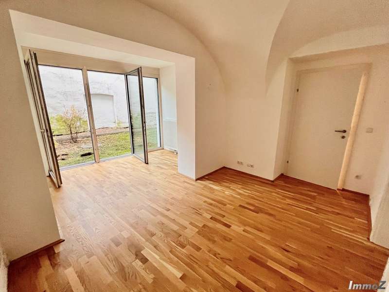 Mietwohnung Graz: mit Ausgang in den Garten mit Ausgang in den Garten