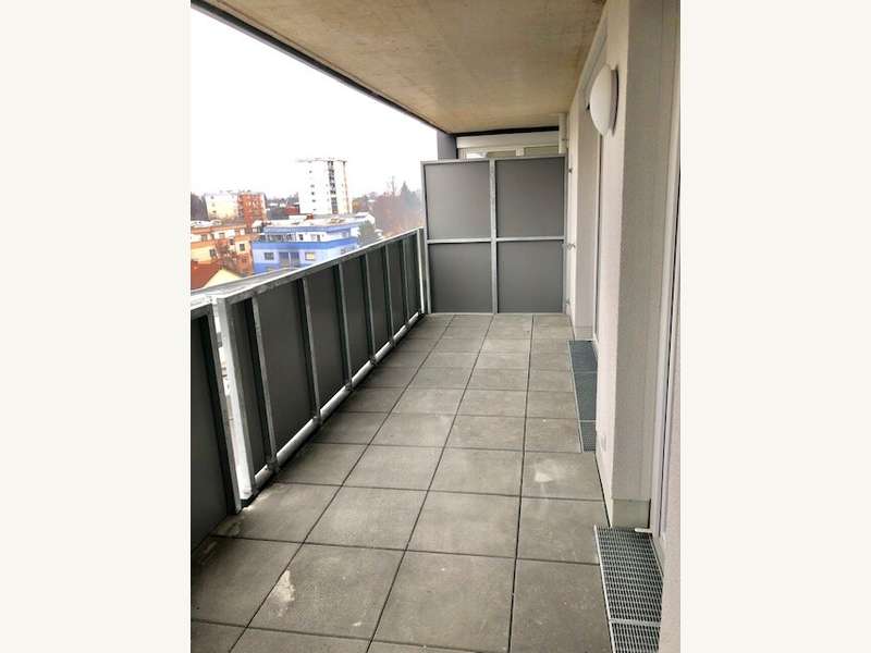 Mietwohnung Graz: Balkon Balkon