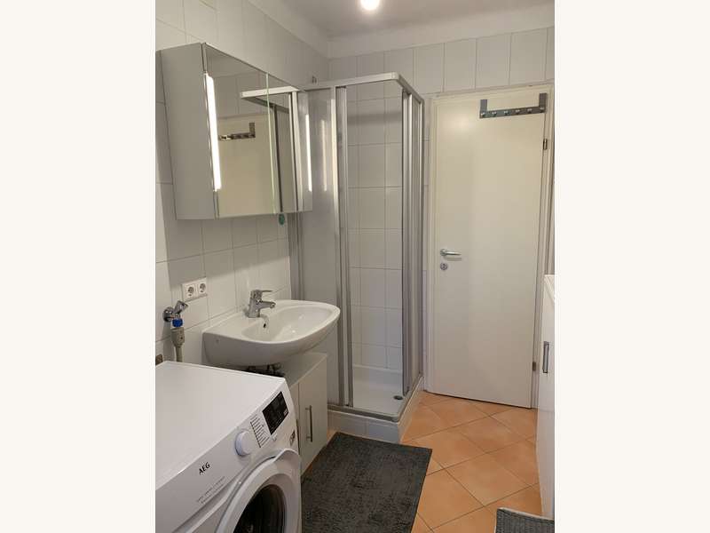 Mietwohnung Graz: Dusche- WC Dusche- WC