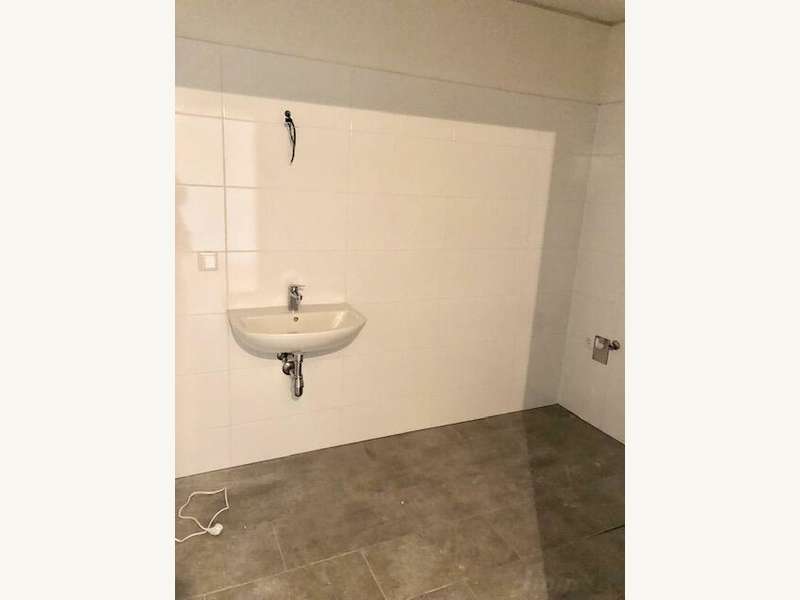 Badezimmer mit Dusche