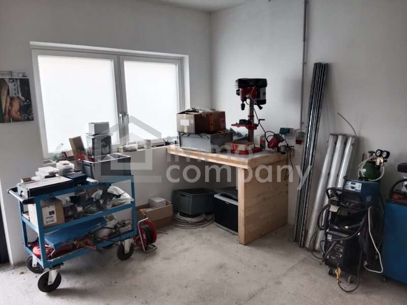 Lager mit Freifläche Bergland: Werkstatt Werkstatt