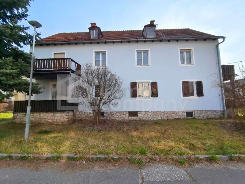 Außenansicht eines Wohnhauses