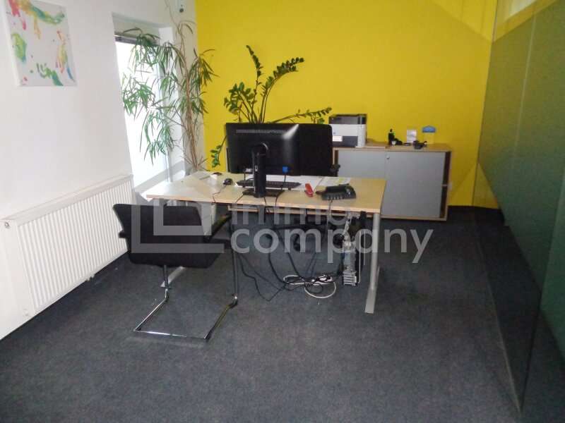 Halle in Hollabrunn - Bild 2