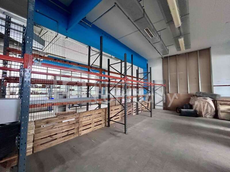 Hochregallager in Elixhausen - Bild 3