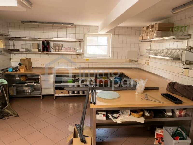 Gastronomie mit Wohnung Mödling: Lagerraum Lagerraum