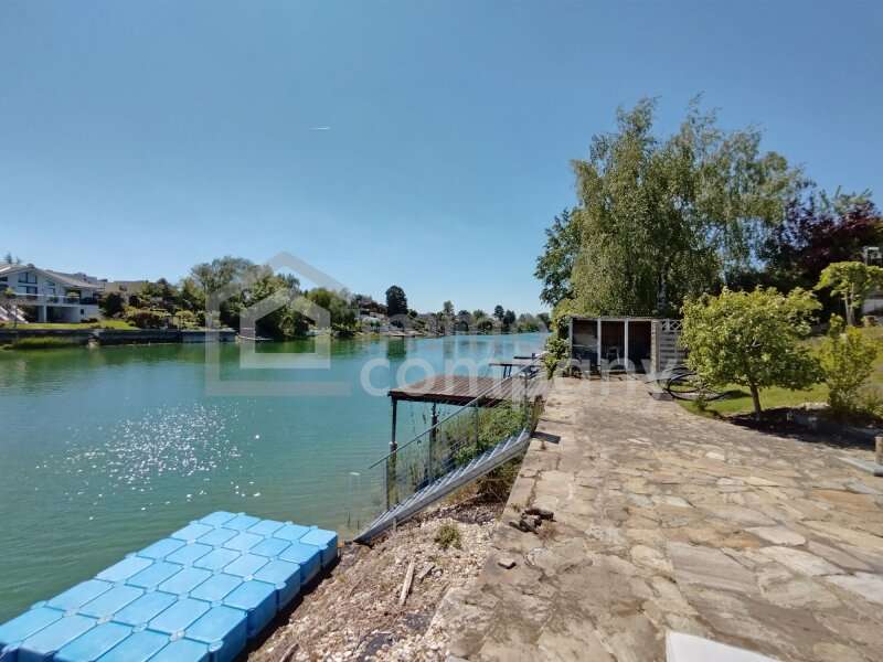 Einfamilienhaus Groß-Enzersdorf: Badefloß_Stiege_Steg Badefloß_Stiege_Steg