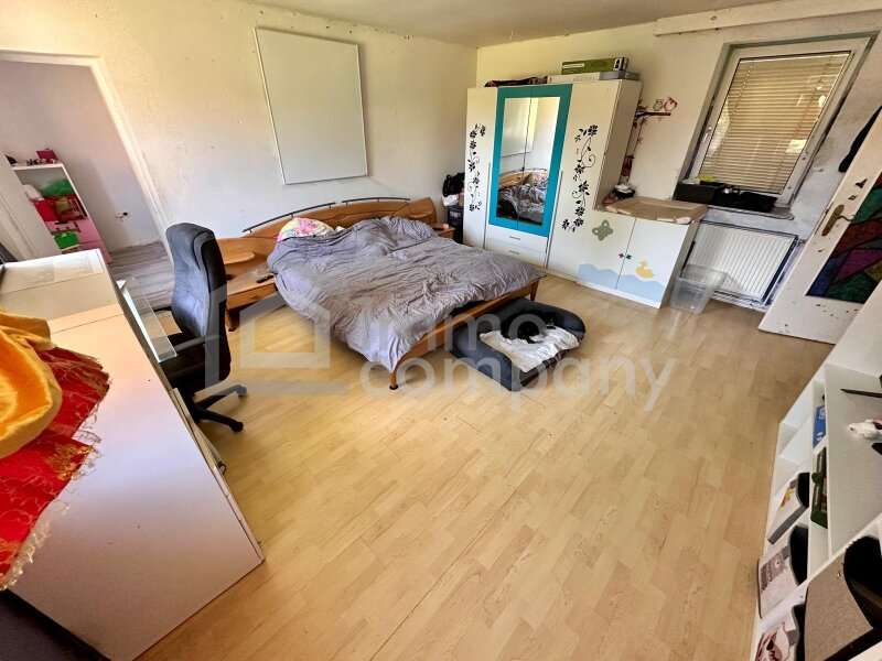 Einfamilienhaus Herzogbirbaum: Zimmer Zimmer