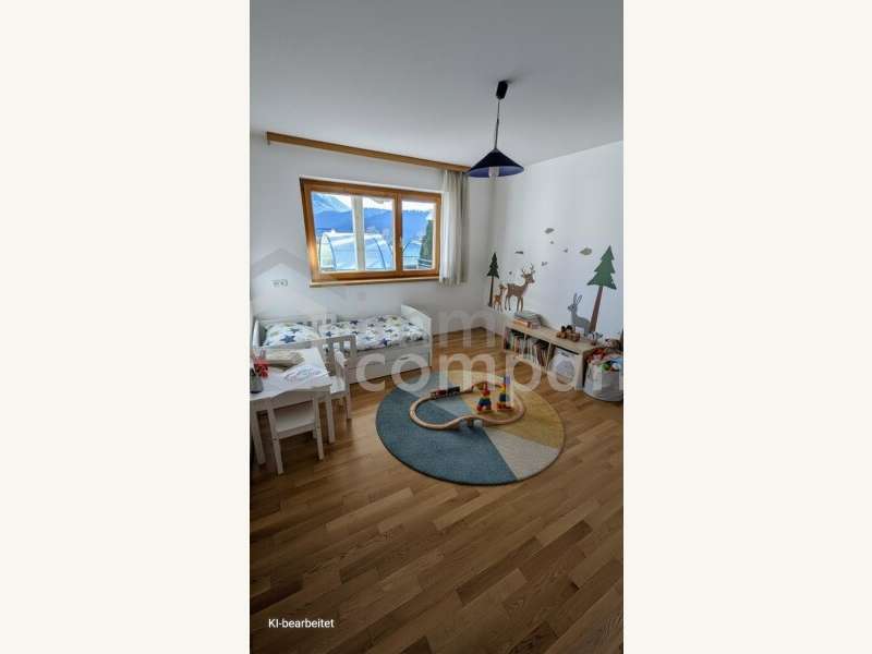 Kinderzimmer / Arbeitszimmer