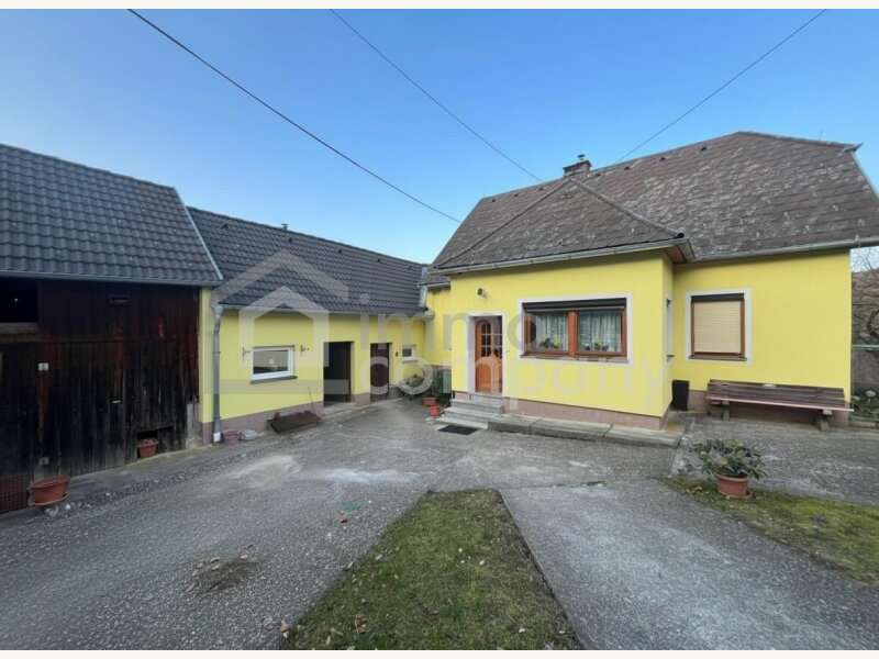 Alleinlage im Bezirk Wiener Neustadt