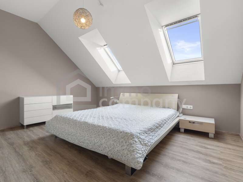 Doppelhaushälfte Himberg: DG_Zimmer DG_Zimmer