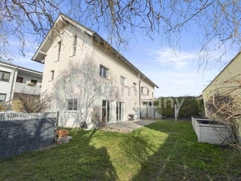 Doppelhaushälfte Himberg: Gartenansicht_1 Gartenansicht_1