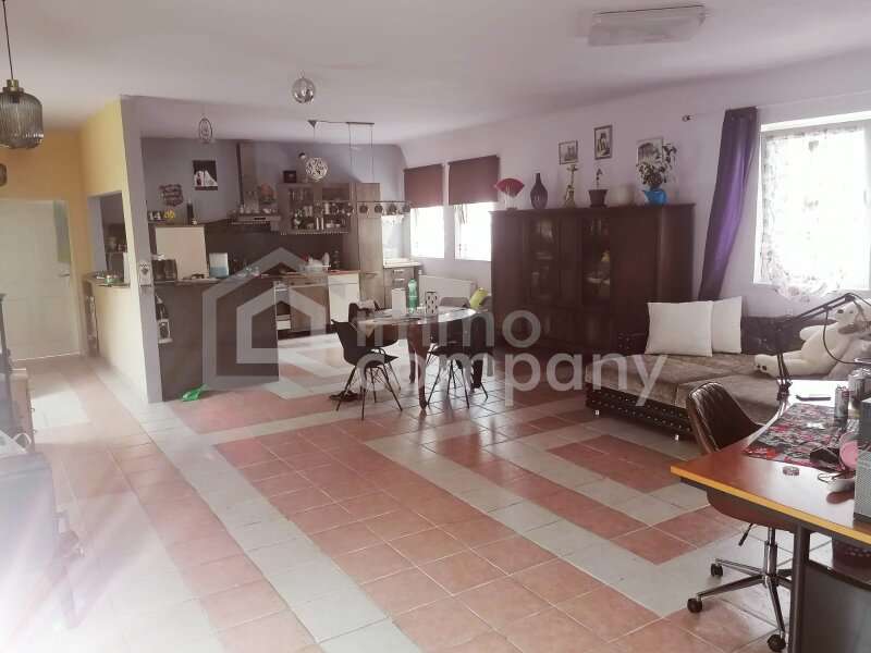 Mehrfamilienhaus in Hainburg an der Donau - Bild 2