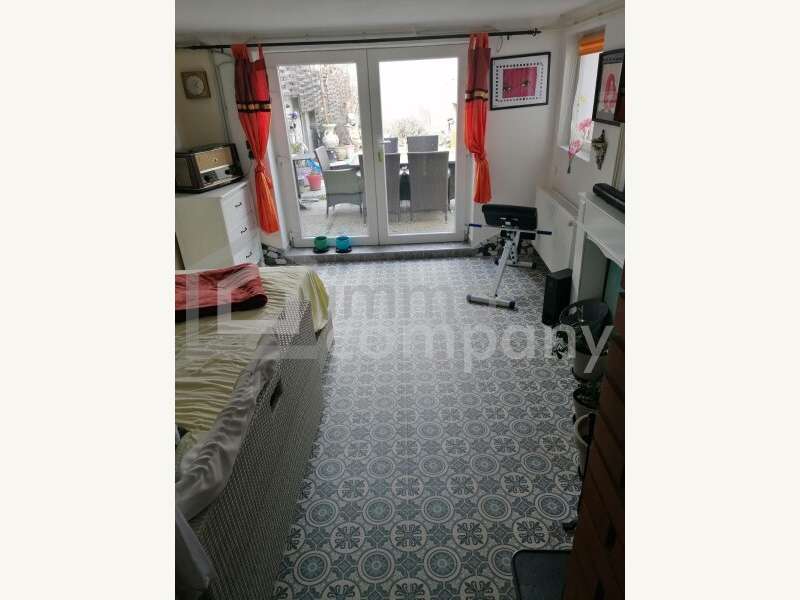 Mehrfamilienhaus in Hainburg an der Donau - Bild 3