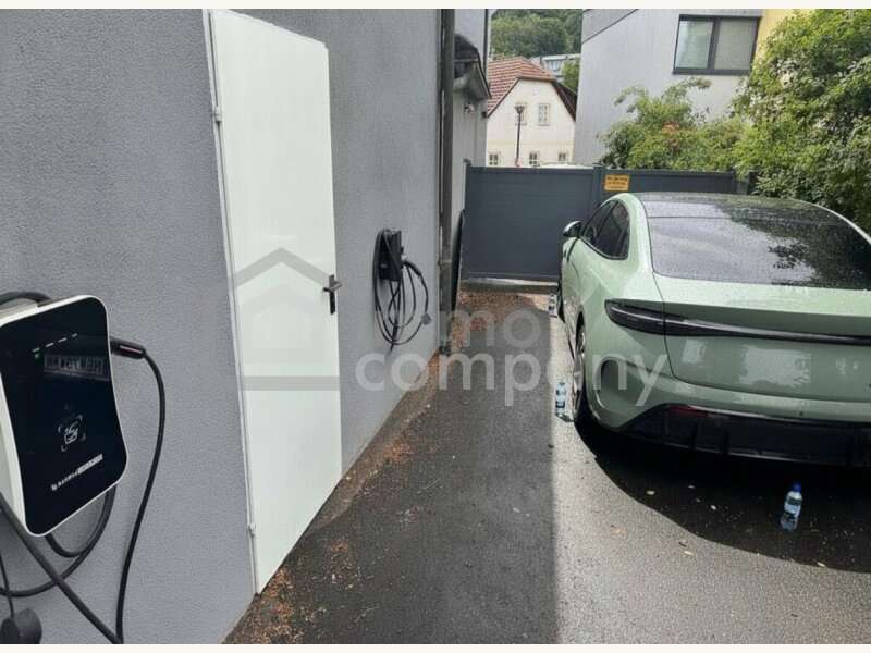 Mehrfamilienhaus Artstetten: Elektroladestation Elektroladestation