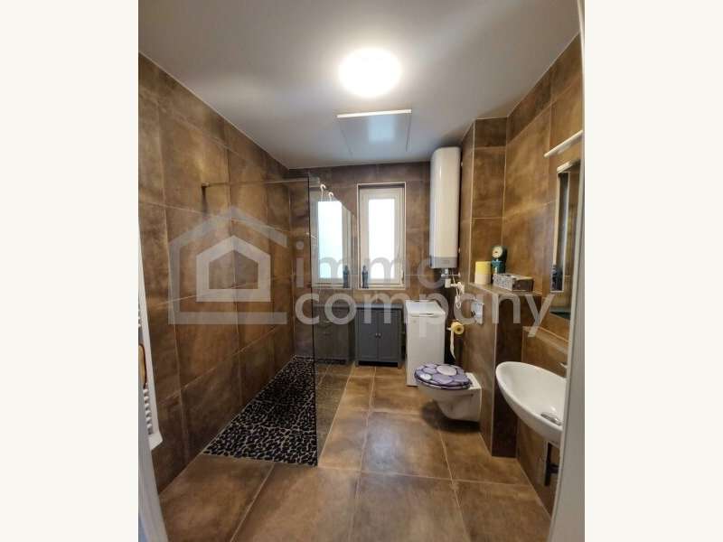 Mehrfamilienhaus Nöchling: Badezimmer Haus 2 Badezimmer Haus 2
