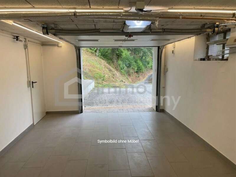 Einfamilienhaus Nöchling: Garage Garage