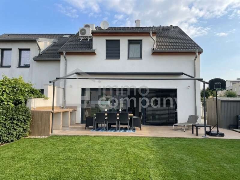 Einfamilienhaus Neusiedl am See: Terrassenansicht Terrassenansicht