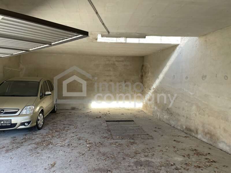 Garage 2