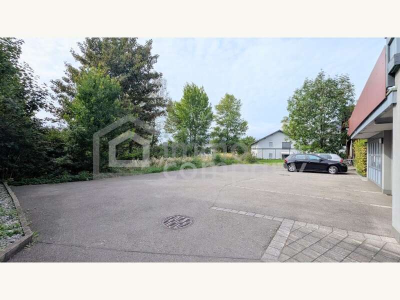 Dachgeschosswohnung Götzis: Parkplatz Parkplatz