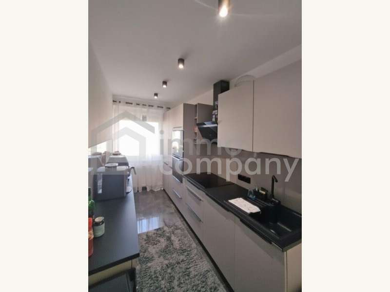 neue, moderne Küche