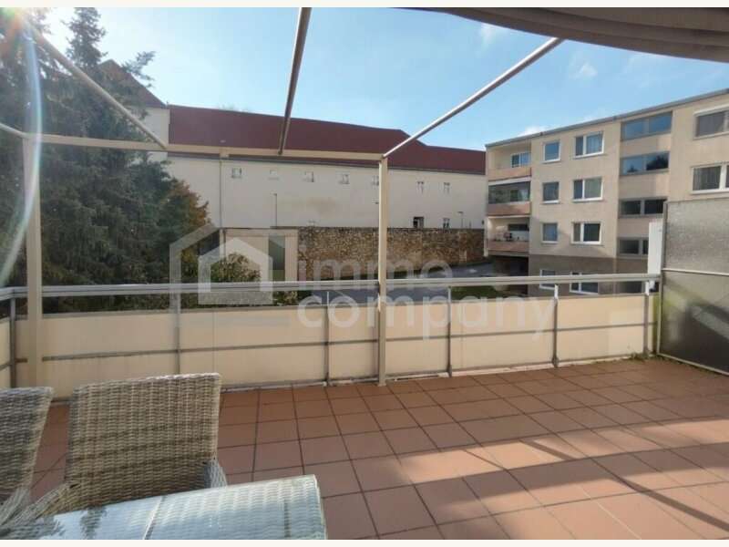 Terrasse_ ausreichend Platz zum Grillen