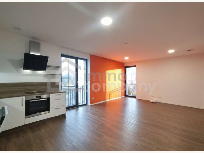 gemütliche Wohnküche mit viel Licht