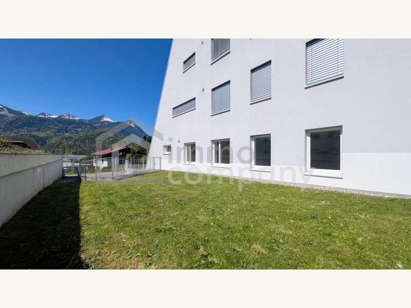 Garten auf der Südseite des Gebäudes