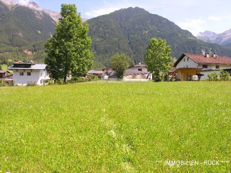 Photo_Homepage_10_Baugrundstueck_bzw_Baugrundstuecke_in_Umhausen_2021