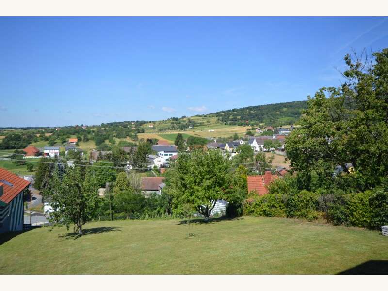 Einfamilienhaus Markt Neuhodis: Blick ins Weingebirge Blick ins Weingebirge