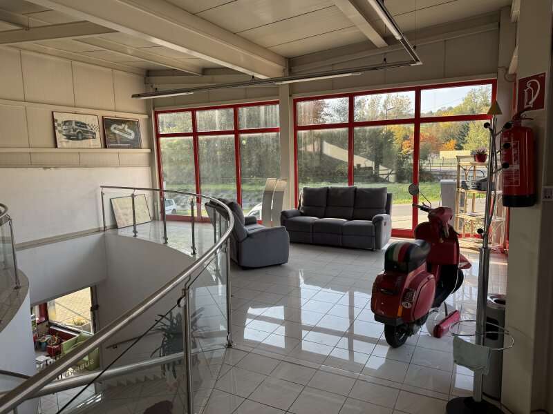 Halle in Spielfeld - Bild 2