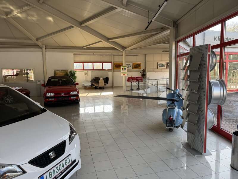 Halle in Spielfeld - Bild 4