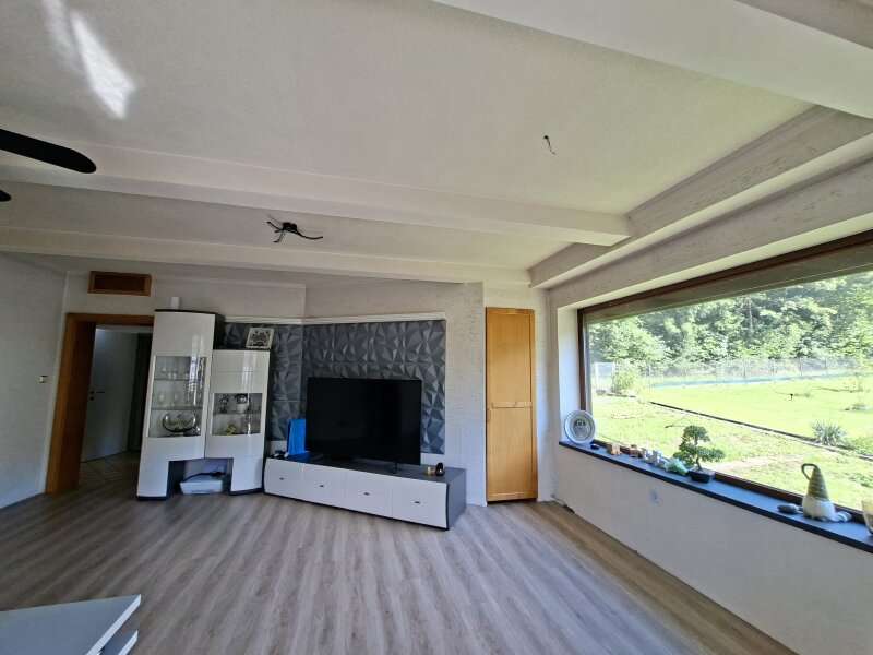 15715-Wohnzi. Ausblick Garten