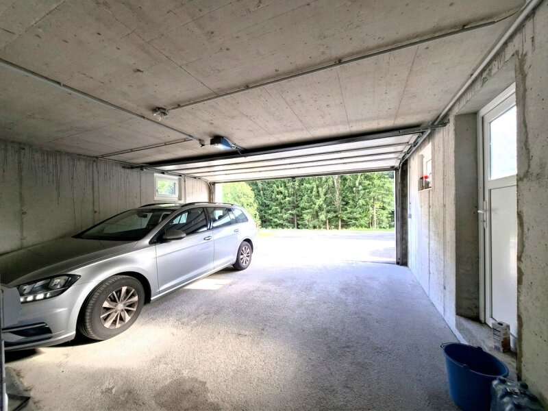15925-Garage