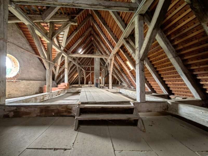 Schloss Sankt Lorenzen im Mürztal: 15927-Rohdachboden Schloss 15927-Rohdachboden Schloss