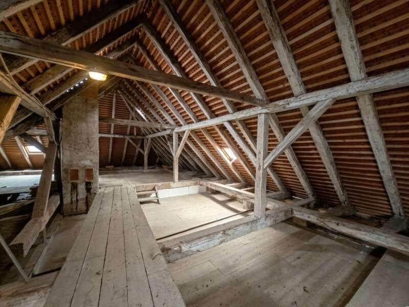 Schloss Sankt Lorenzen im Mürztal: 15927-Rohdachboden Schloss 15927-Rohdachboden Schloss
