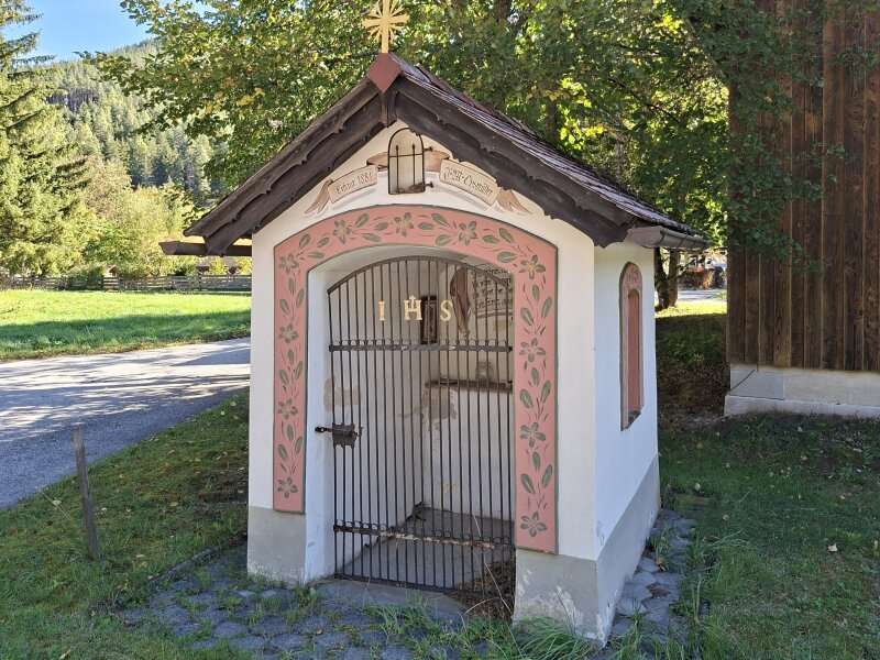 Haus Kernhof: 15971-Gedenkmarterl aus 1881 15971-Gedenkmarterl aus 1881