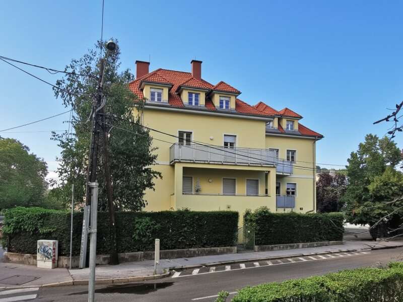 Mietwohnung Graz: Ansicht Zufahrt Ansicht Zufahrt