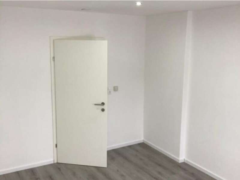 15840-Eingang Schlafzimmer