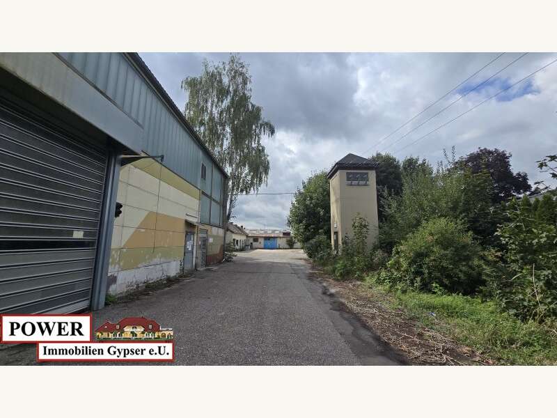 Produktionshalle in Mattighofen - Bild 14