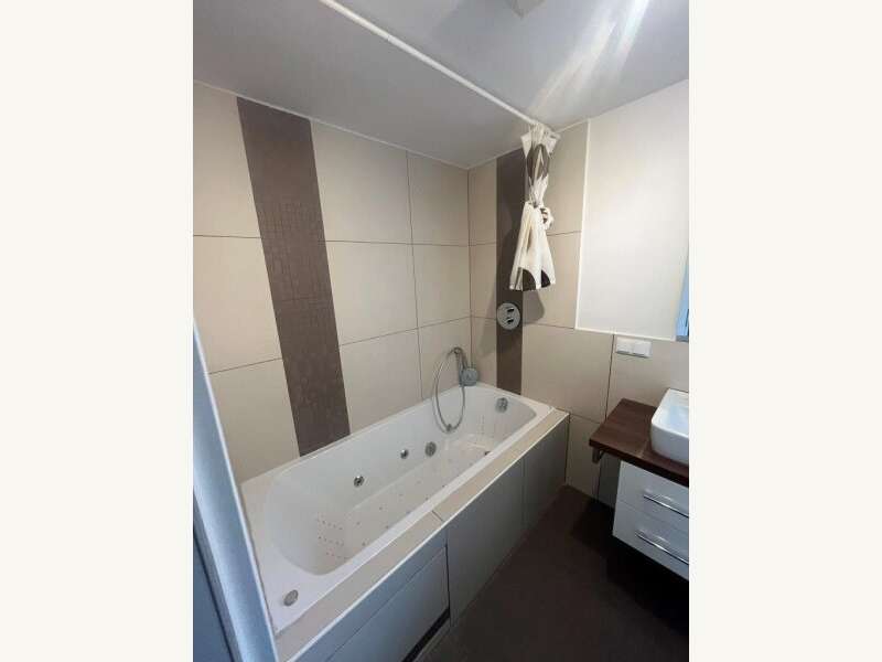 Dachgeschosswohnung in Wien - Bild 14 Dachgeschosswohnung in Wien - Bild 14