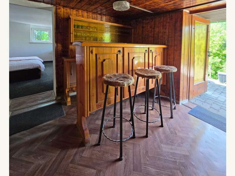 Ferienhaus Regelsbrunn: Bar im UG Bar im UG