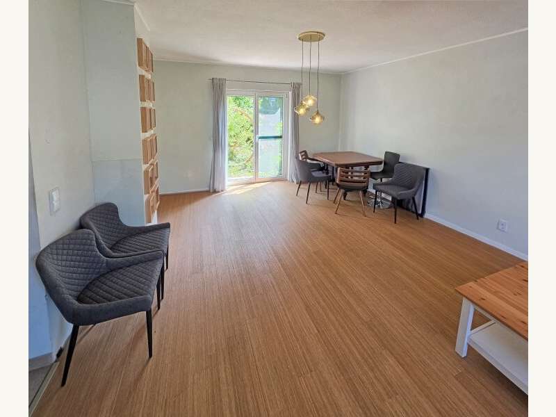 Einfamilienhaus Bruck an der Leitha: Wohn-Ess-Zimmer Wohn-Ess-Zimmer