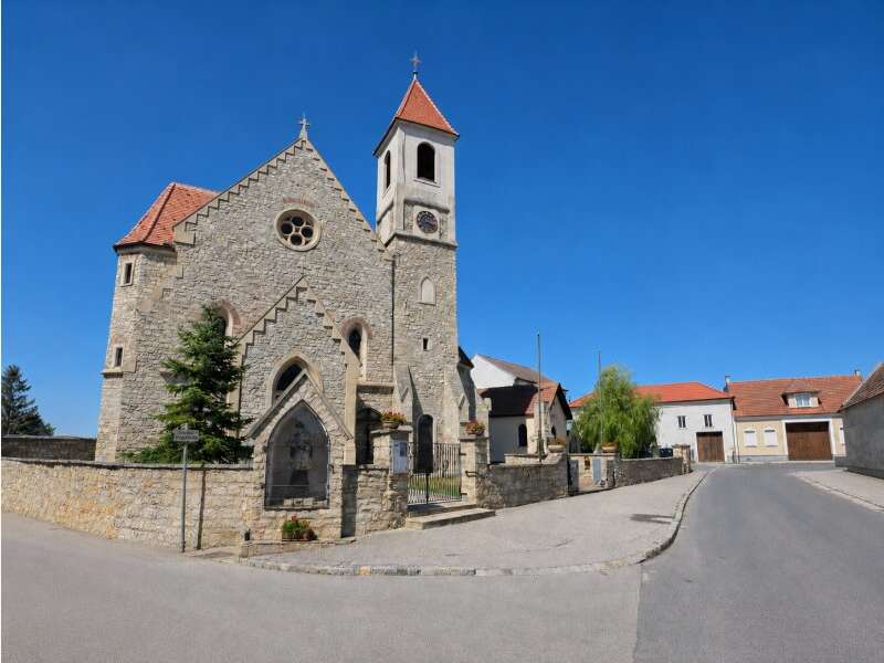 Haus Au am Leithaberge: Impressionen - Kirche in Au Impressionen - Kirche in Au