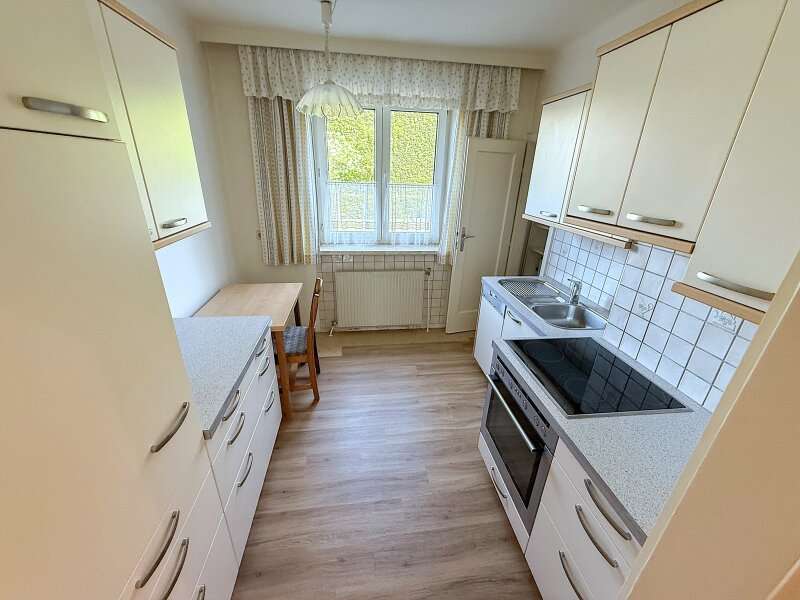 Mietwohnung Bruck an der Leitha: Küche+Essplatz Küche+Essplatz