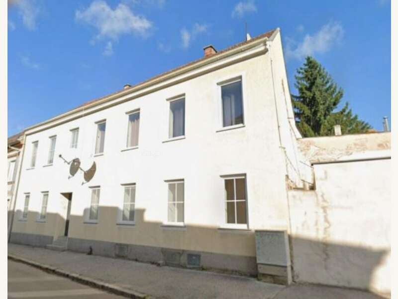 Mehrfamilienhaus in Neunkirchen - Bild 2